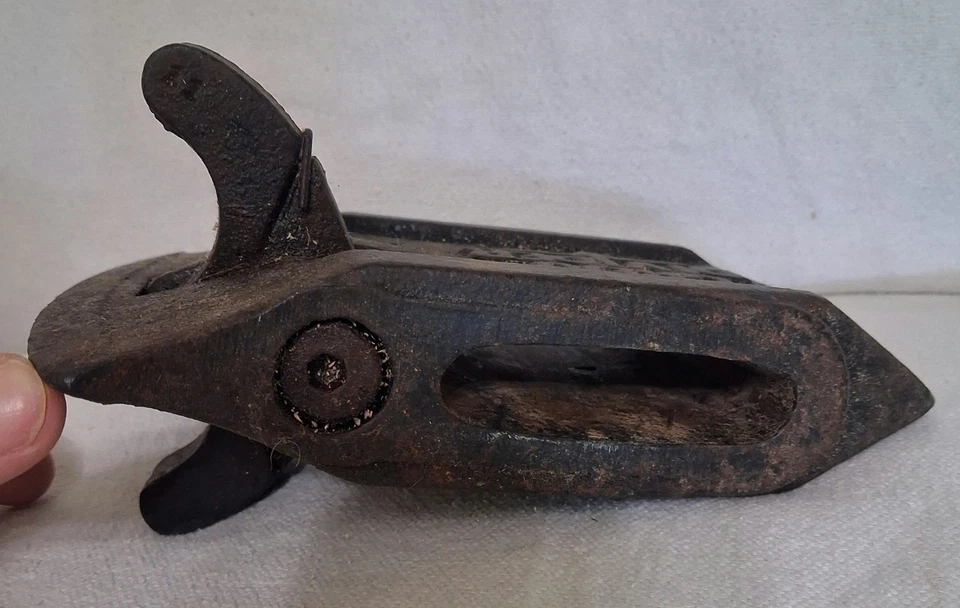 The Great Divider Axe Head Vintage Wood Splitting Maul - Image 4 of 4