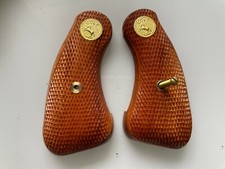 Cool Grip For Colt D Short Butt Grips Diamondback Checkered Hardwood