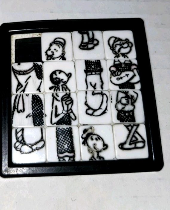 Vintage Set of 2 Sliding Hand Puzzles, Popeye Characters and Rosette - Image 2 of 4