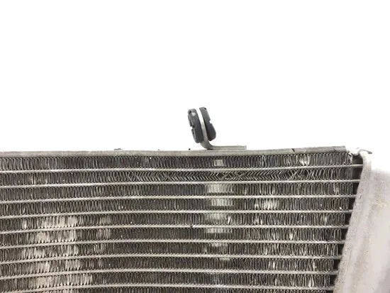 Engine Radiator Cooling Fan 2004 Suzuki GSXR750 2931A x - Image 2 of 4