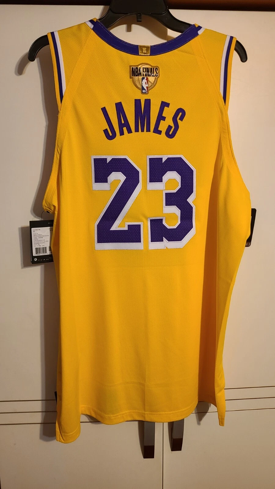 Picture 3 of 10