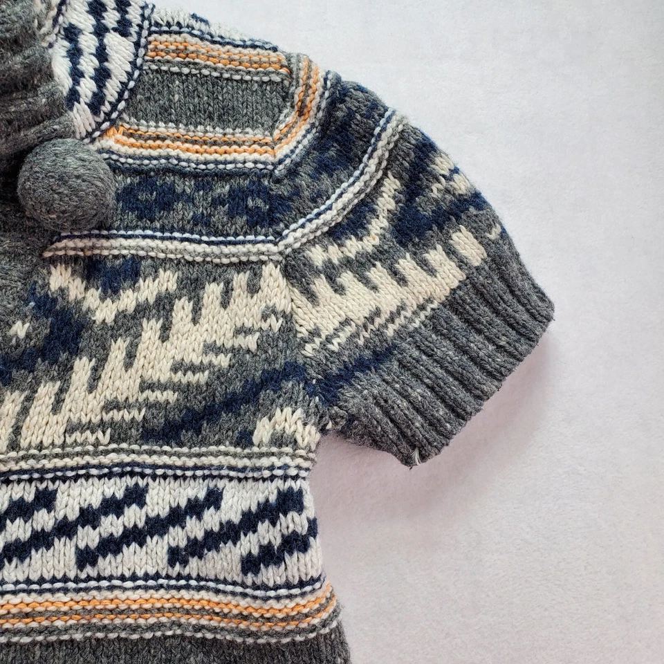 Kenji Sweater Women's Medium Multicolor Gray Aztek Knit Short Sleeve Hooded - Image 3 of 4