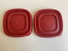 SET OF 2 RUBBERMAID 7J58 Easy Find RED Square Lids 4-1/2" LIDS ONLY