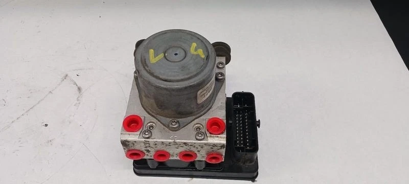 2014-2015 BUICK LACROSSE ABS Anti Lock Brake Actuator Pump Assembly OEM - Imagem 2 de 4