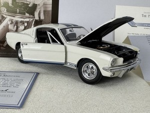 1965 SHELBY FORD MUSTANG GT350 Diecast Auto by Franklin Mint with Paperwork