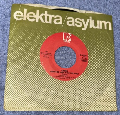 Queen 1980 Another One Bites the Dust / Don't Try Suicide 45 RPM VG