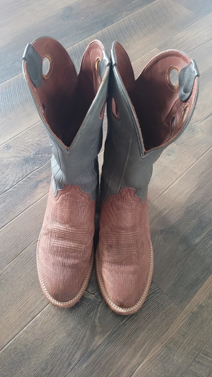 Shark skin top square toe boots