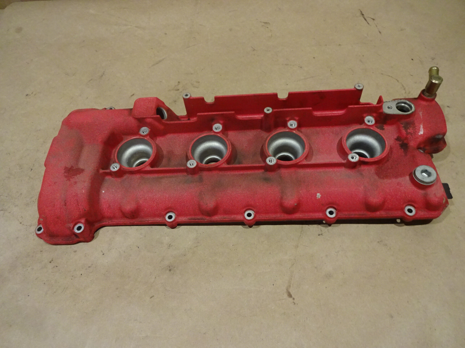 Maserati 4200, Quattroporte - LH Cylinder Head Cover  P/N 187816