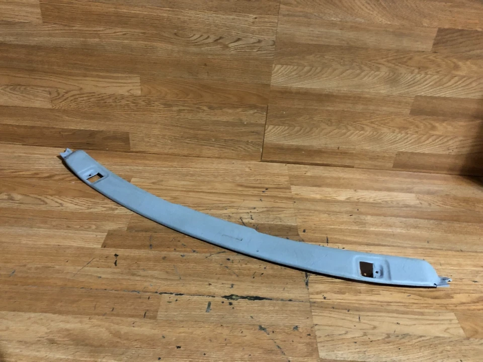 MERCEDES BENZ OEM R129 SL320 SL500 PANEL DE AJUSTE DE PESTILLO SUPERIOR CONVERTIBLE DELANTERO 90-02 Foto 3 de 4