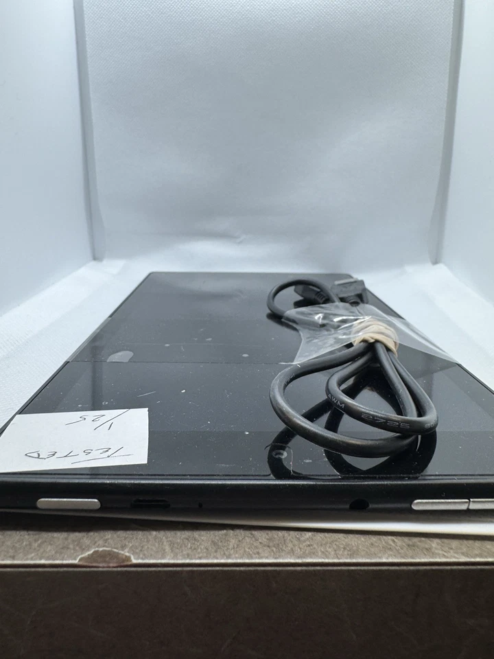 Amazon Fire HD 8 (5-го поколения) 8GB Wi-Fi 8» планшетов - SG98EG-POG - Изображение 4 из 4