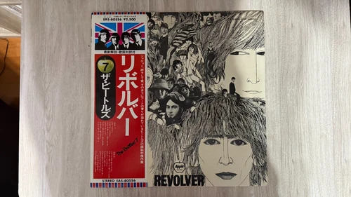 BEATLES , REVOLVER , APPLE EAS80556,  JAPAN REISSUE FLAG OBI INSERT VINYL LP