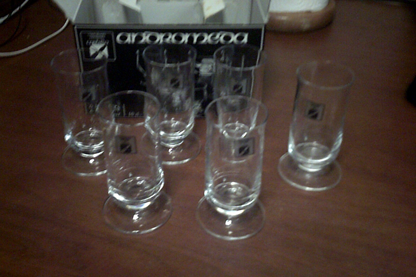 coppia bicchieri 1 vetro e 1 cristallo di cristalleria di castello vintage...