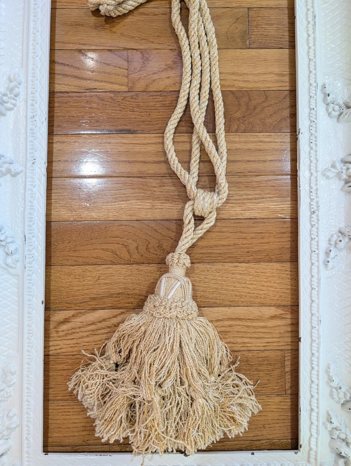 Borla llave grande de 9" de colección para muebles franceses - BEIGE Y CREMA - flecos de cuerda retorcida Foto 3 de 4