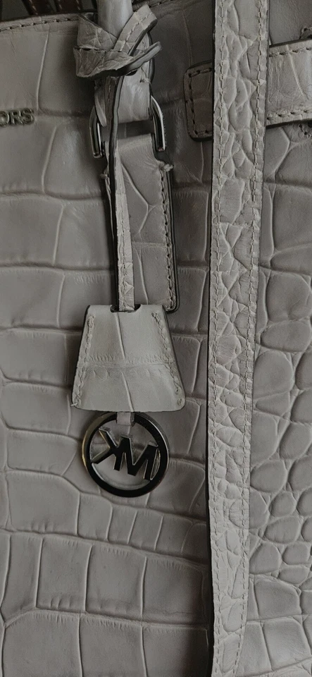 MICHAEL KORS SELMA БОЛЬШОЙ СЕРЫЙ КРОКОДИЛА ТИСНЕНАЯ КОЖА СУМКА ЧЕРЕЗ ПЛЕЧО РЕКОМЕНДУЕМАЯ РОЗНИЧНАЯ ЦЕНА ПРОИЗВОДИТЕЛЯ $398 - Изображение 2 из 4