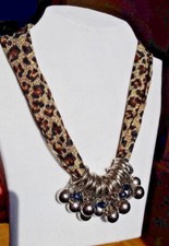 Tuchkette Halskette 61 cm Leoparden Look Anhänger silberfarben Kugeln K 244