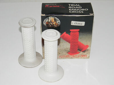 ARIETE 7/8'' 22mm HANDLEBAR GRIPS WHITE Suzuki Yamaha Suzuki Honda Cafe Custom