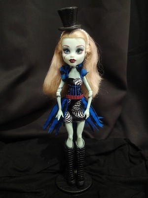 Monster High Frankie Stein Freak Du Chic Puppe BESCHREIBUNG LESEN 