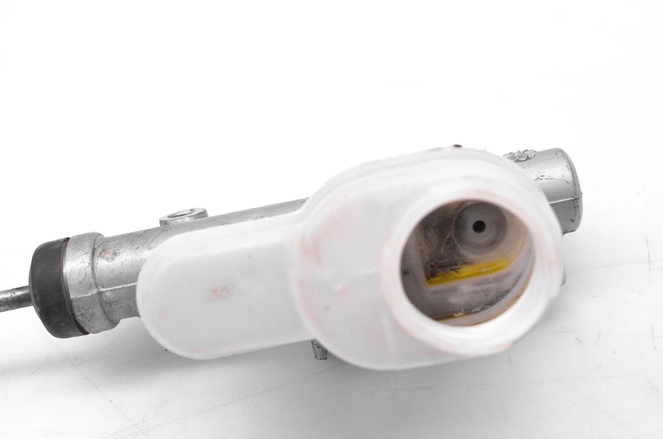 07 Polaris Ranger EFI 700 6x6 Brake Master Cylinder - Image 3 of 4