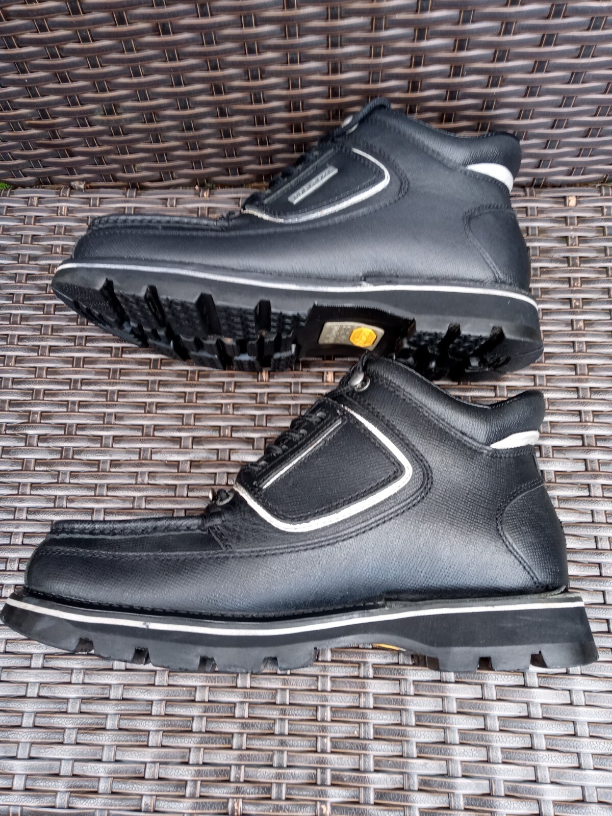 rockport xcs hydroshield shoes