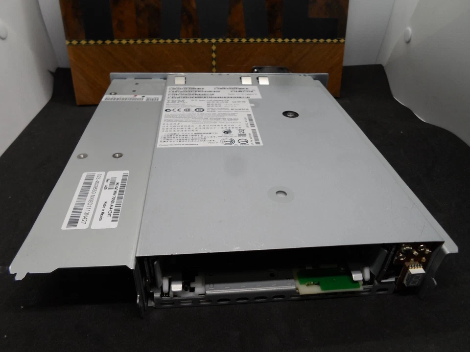 DELL LTO5 Ultrium5 8Gb FC HH W/ tray TL2000 TL4000 VTNNV 0VTNNV 46X6075 35P5081 - Image 4 of 4
