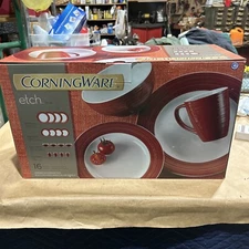 Corningware Etch Stoneware Brick Red 16 Piece Service Set New In Box Rare