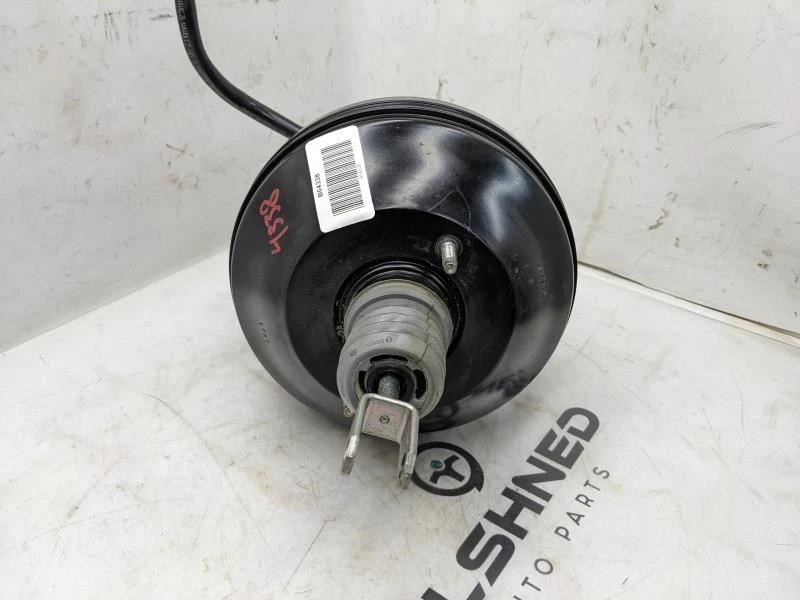 17-20 BMW 430i xDrive Power Brake Booster Master Cylinder Reservoir 6872135 OEM - Image 2 of 4