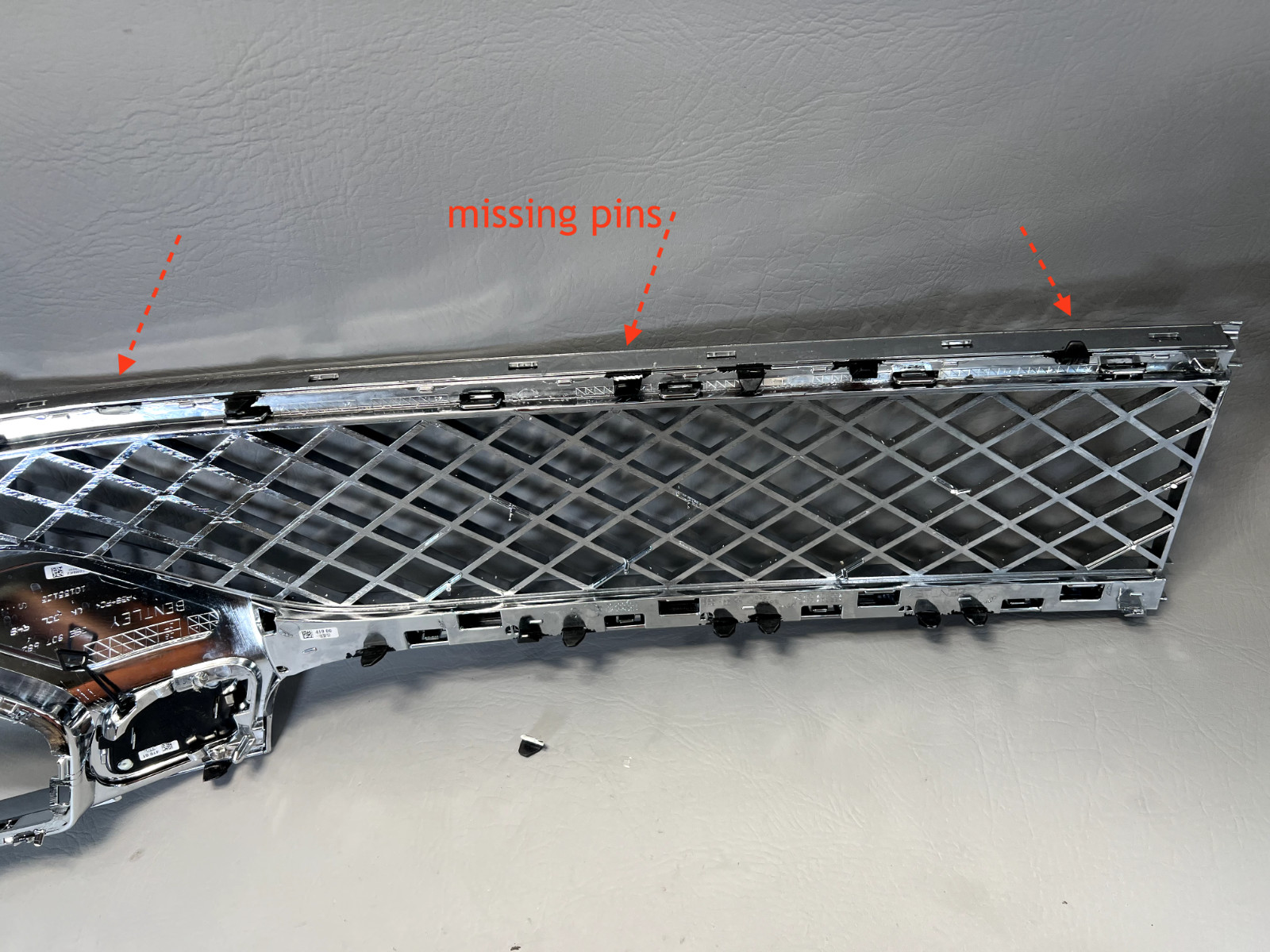 Right Front Bumper Lower Grille 2020-2023 Bentley Flying Spur 3SE807684 Chrome