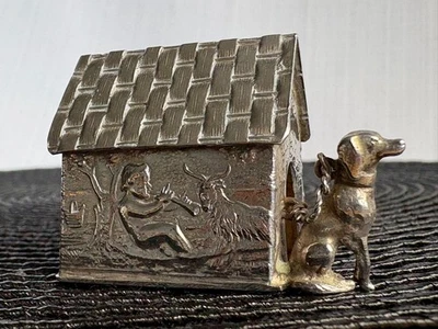 Silver dog with kennel - Image 1 of 4