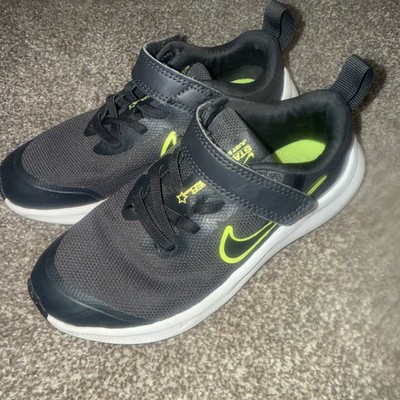 Nike Star Runner Schuhe Gr. UK 13