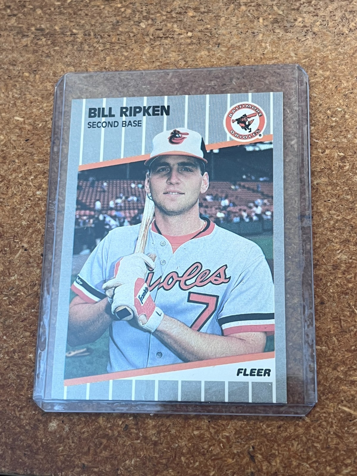 1989 Fleer Baseball # 616 Bill Ripken F***Face On Knob Of Bat Black Box