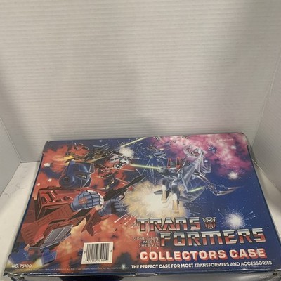 Vintage Transformers Collectors Carrying Case 1984 With 14 Robot/Vehicles