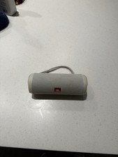 JBL Flip 4 Bluetooth Speaker