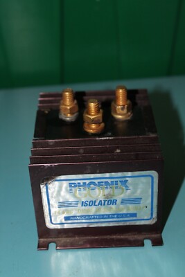 PHOENIX GOLD ISOLATOR 3 GOLD PLATED STUDS 14VDC DIODE BUSS BAR CAR STEREO