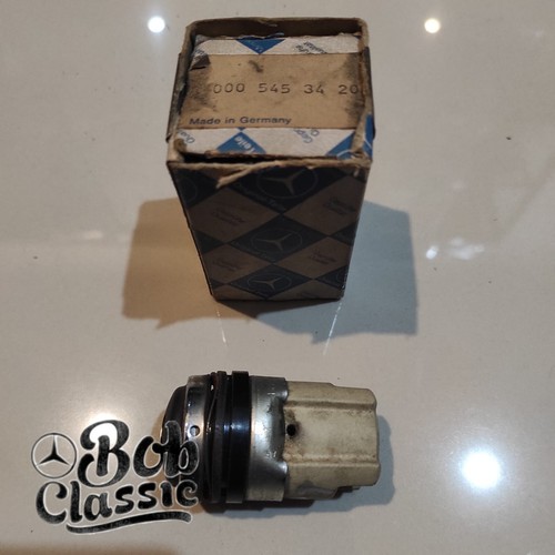 Genuino Mercedes-Benz, W115 control de enchufe de calefacción A0005453420 - Imagen 2 de 3