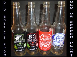 DUBLIN TEXAS Soda Bottles 1891 GREEN Apple RED Cola VANILLA Cream VINTAGE Cola