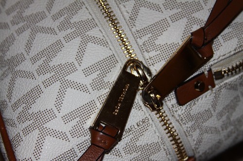 Michael Kors Signature logo RHEA Zip Backpack Med. - Picture 6 of 7