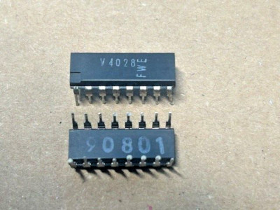 2 Stück Integrierte Schaltungen V4028 - FWE - DIP16 - Vintage