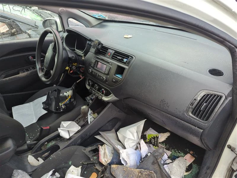 Conjunto de transmisión automática usado se adapta a: Kia Rio AT 2013 sin motor automático Foto 2 de 4