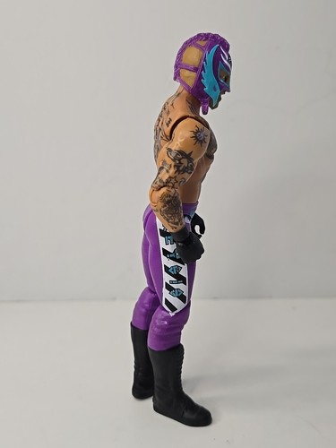 WWF WWE Rey Mysterio World Wrestling 6” Action Figure 2018 Mattel - Picture 2 of 7