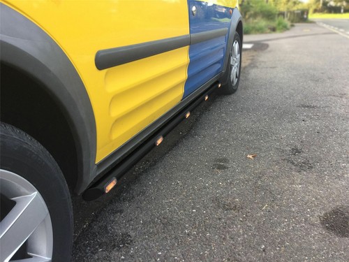 Schwarze Seitenleisten + gelbe LEDs für Vauxhall (Opel) Combo C 2001-2011 Van Röhren - Bild 2 von 8