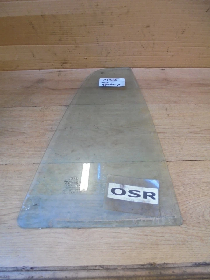 KIA SPORTAGE 2000 OFFSIDE DRIVER SIDE REAR DOOR QUARTER WINDOW GLASS - Image 1 of 1