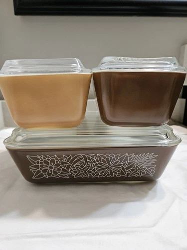 Pyrex Woodland Pattern Refrigerator Dish Set with Lid Vintage 0503, 0502 & 0501