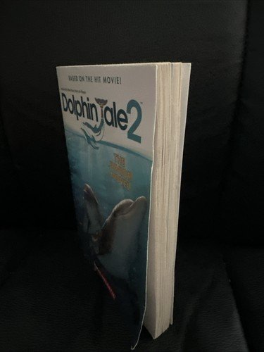 Dolphin Tale 2: The Junior Novel - Paperback By Reyes, Gabrielle - Very Good - Picture 3 of 5