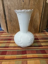 Lenox Vase 7" Patterns Engraved