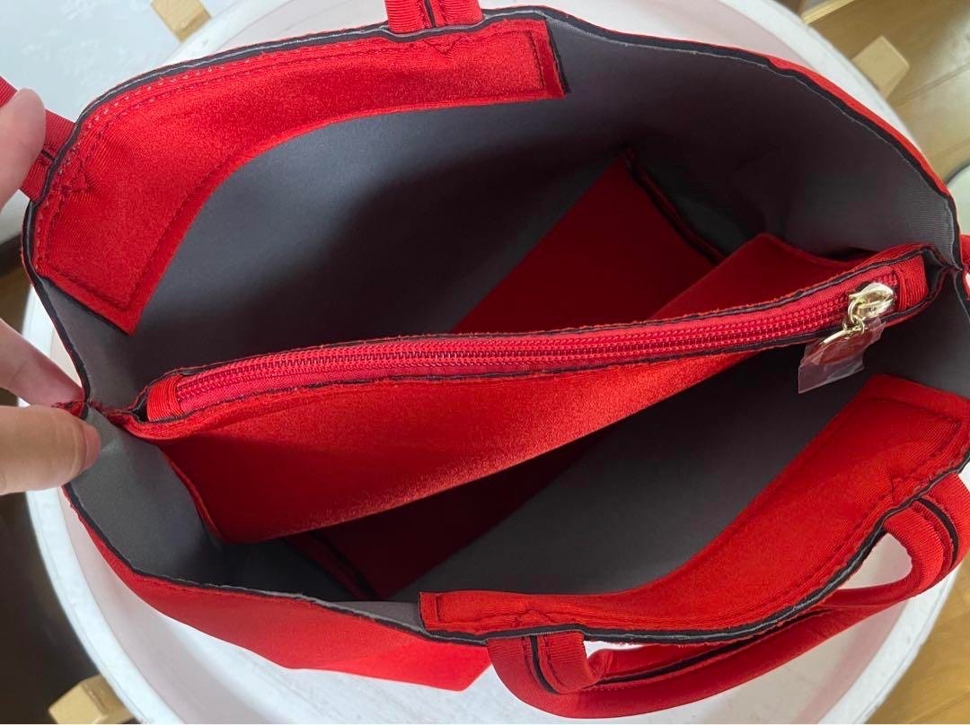 Unused Hallmark ×HELLOKITTY collaboration Red Tot… - image 11