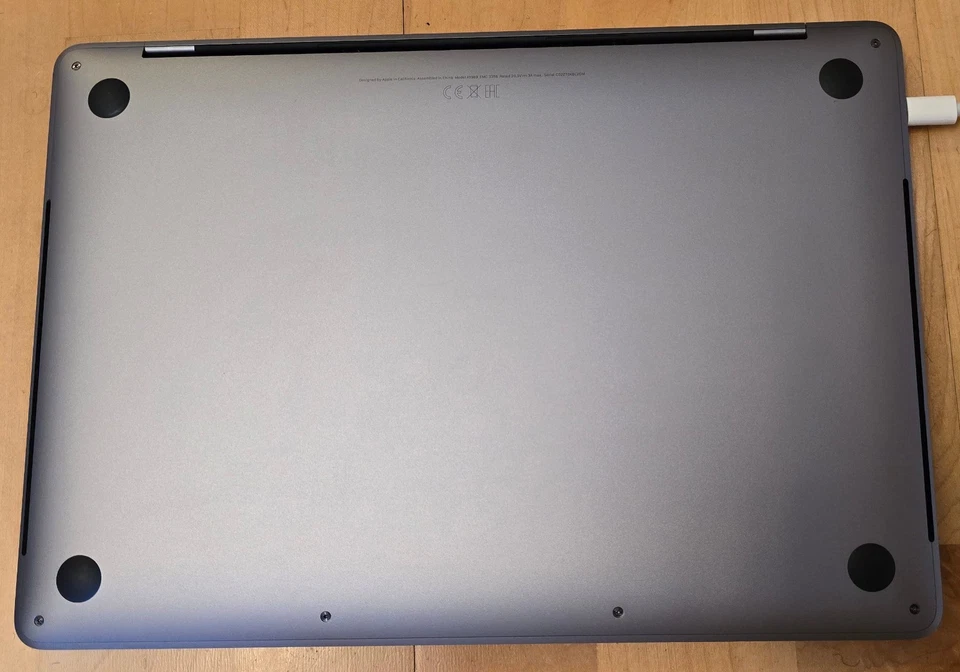 Apple MacBook Pro 13" 2019 · i7 · 16GB · 2TB, Foto 3 von 5