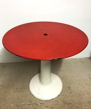 Table guéridon TOLIX G par Xavier Pauchard année 1970 époque XXème siècle