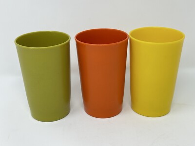 Tupperware 1320 Harvest Colors Three 8oz Juice Tumblers Cups Made In USA Vintage