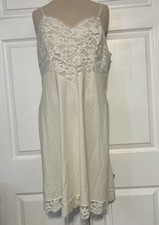 Vtg Vanity Fair Nightgown 38 L Off White Lace Trim Full Slip Dress USA Made 80s