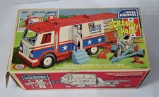 J-785 VINTAGE 1970'S IDEAL EVEL KNIEVEL SCRAMBLE VAN SET WITH ORIGINAL BOX